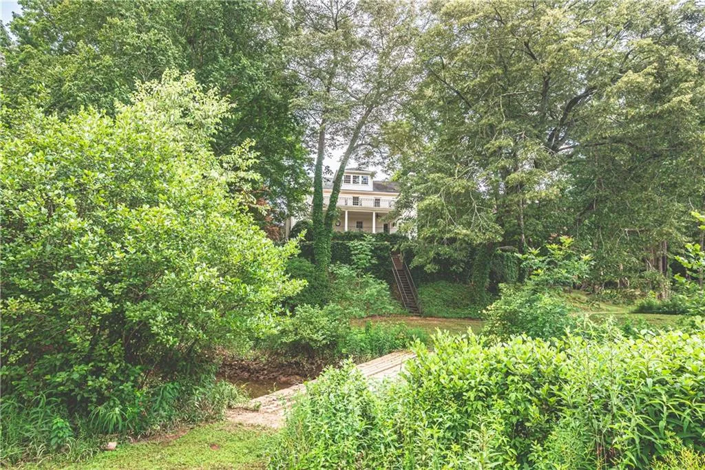 255 Rivermere Way, Sandy Springs, Georgia 30350, 6 Bedrooms Bedrooms, ,5 BathroomsBathrooms,Residential,Sold,255 Rivermere Way,6583592