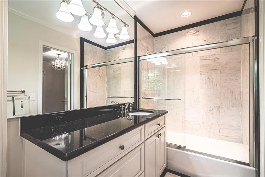 255 Rivermere Way, Sandy Springs, Georgia 30350, 6 Bedrooms Bedrooms, ,5 BathroomsBathrooms,Residential,Sold,255 Rivermere Way,6583592