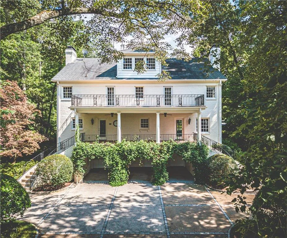 255 Rivermere Way, Sandy Springs, Georgia 30350, 6 Bedrooms Bedrooms, ,5 BathroomsBathrooms,Residential,Sold,255 Rivermere Way,6583592