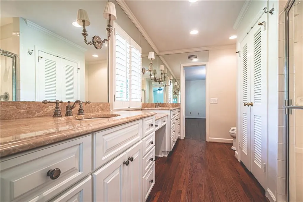 255 Rivermere Way, Sandy Springs, Georgia 30350, 6 Bedrooms Bedrooms, ,5 BathroomsBathrooms,Residential,Sold,255 Rivermere Way,6583592