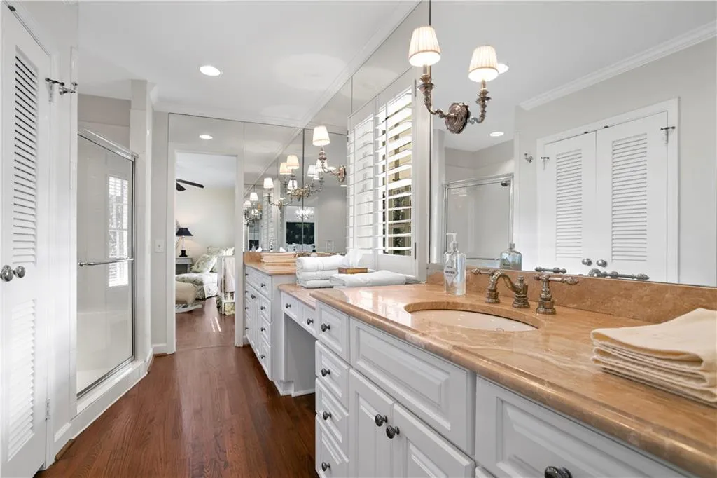 255 Rivermere Way, Sandy Springs, Georgia 30350, 6 Bedrooms Bedrooms, ,5 BathroomsBathrooms,Residential,Sold,255 Rivermere Way,6583592