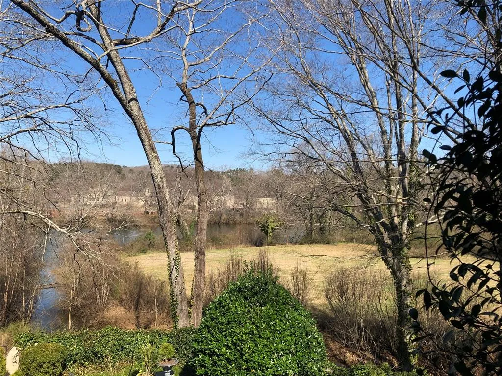 255 Rivermere Way, Sandy Springs, Georgia 30350, 6 Bedrooms Bedrooms, ,5 BathroomsBathrooms,Residential,Sold,255 Rivermere Way,6583592