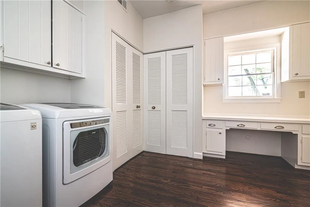 255 Rivermere Way, Sandy Springs, Georgia 30350, 6 Bedrooms Bedrooms, ,5 BathroomsBathrooms,Residential,Sold,255 Rivermere Way,6583592