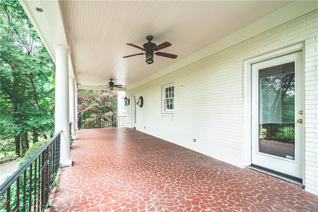 255 Rivermere Way, Sandy Springs, Georgia 30350, 6 Bedrooms Bedrooms, ,5 BathroomsBathrooms,Residential,Sold,255 Rivermere Way,6583592