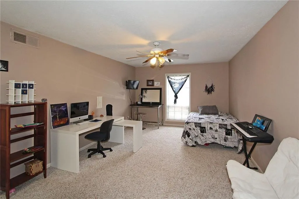 6851 Roswell Road Ne Unit A9, Atlanta, Georgia 30328, 3 Bedrooms Bedrooms, ,2 BathroomsBathrooms,Residential,Sold,6851 Roswell Road Ne Unit A9,5933964