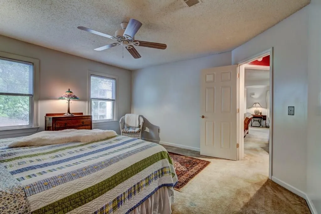 303 Hollyfax Circle Unit 303, Sandy Springs, Georgia 30328, 1 Bedroom Bedrooms, ,1 BathroomBathrooms,Residential,Sold,303 Hollyfax Circle Unit 303,5892254
