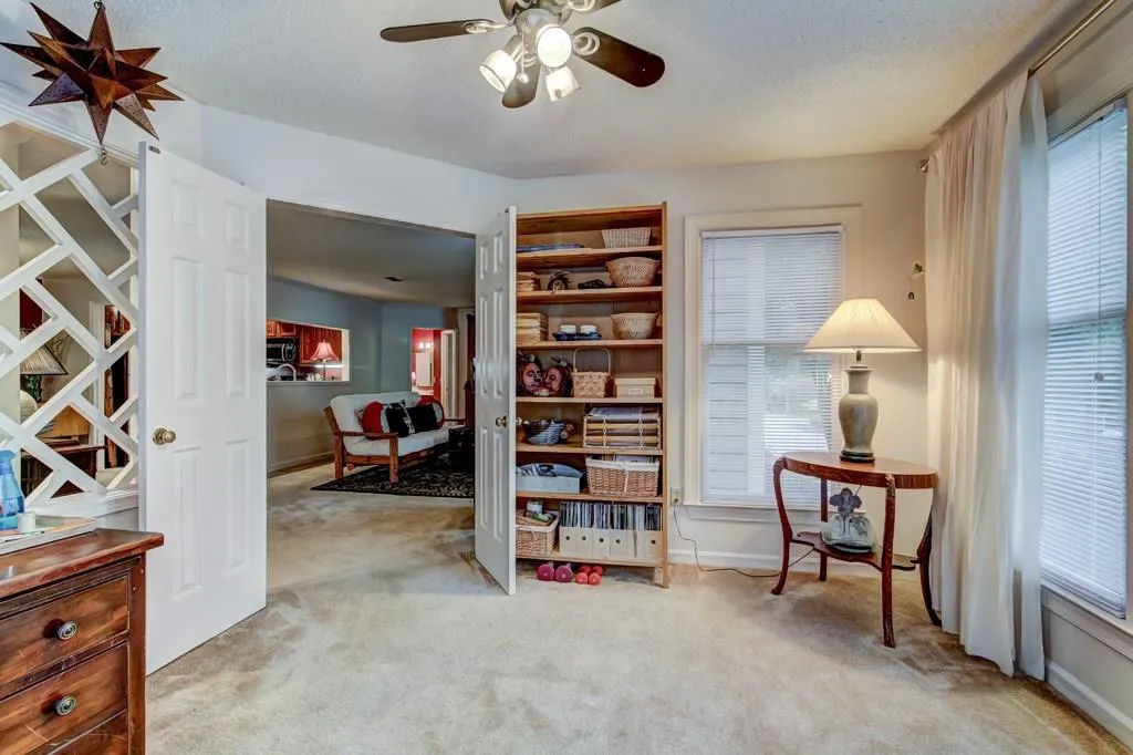 303 Hollyfax Circle Unit 303, Sandy Springs, Georgia 30328, 1 Bedroom Bedrooms, ,1 BathroomBathrooms,Residential,Sold,303 Hollyfax Circle Unit 303,5892254