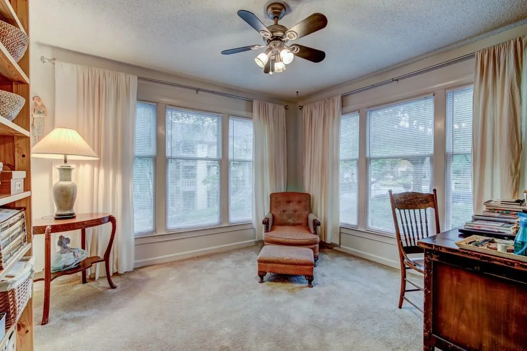 303 Hollyfax Circle Unit 303, Sandy Springs, Georgia 30328, 1 Bedroom Bedrooms, ,1 BathroomBathrooms,Residential,Sold,303 Hollyfax Circle Unit 303,5892254