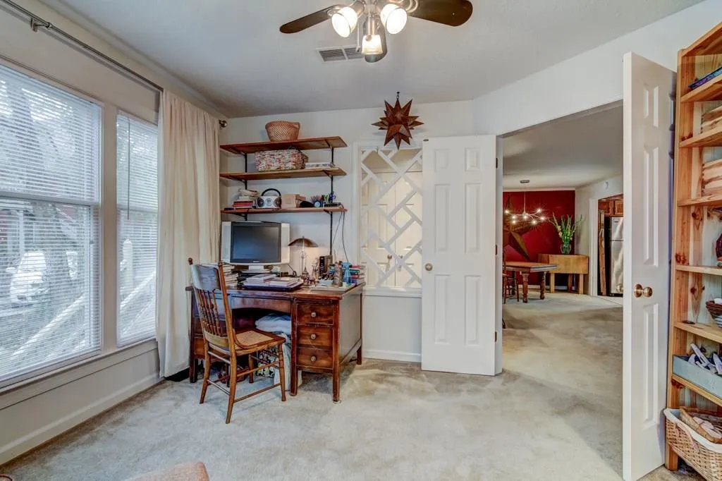 303 Hollyfax Circle Unit 303, Sandy Springs, Georgia 30328, 1 Bedroom Bedrooms, ,1 BathroomBathrooms,Residential,Sold,303 Hollyfax Circle Unit 303,5892254