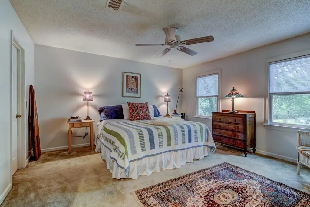 303 Hollyfax Circle Unit 303, Sandy Springs, Georgia 30328, 1 Bedroom Bedrooms, ,1 BathroomBathrooms,Residential,Sold,303 Hollyfax Circle Unit 303,5892254