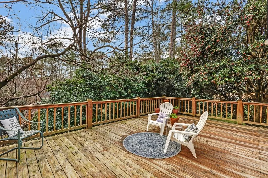 2685 Spalding Drive, Sandy Springs, Georgia 30350, 5 Bedrooms Bedrooms, ,5 BathroomsBathrooms,Residential,Sold,2685 Spalding Drive,6122937