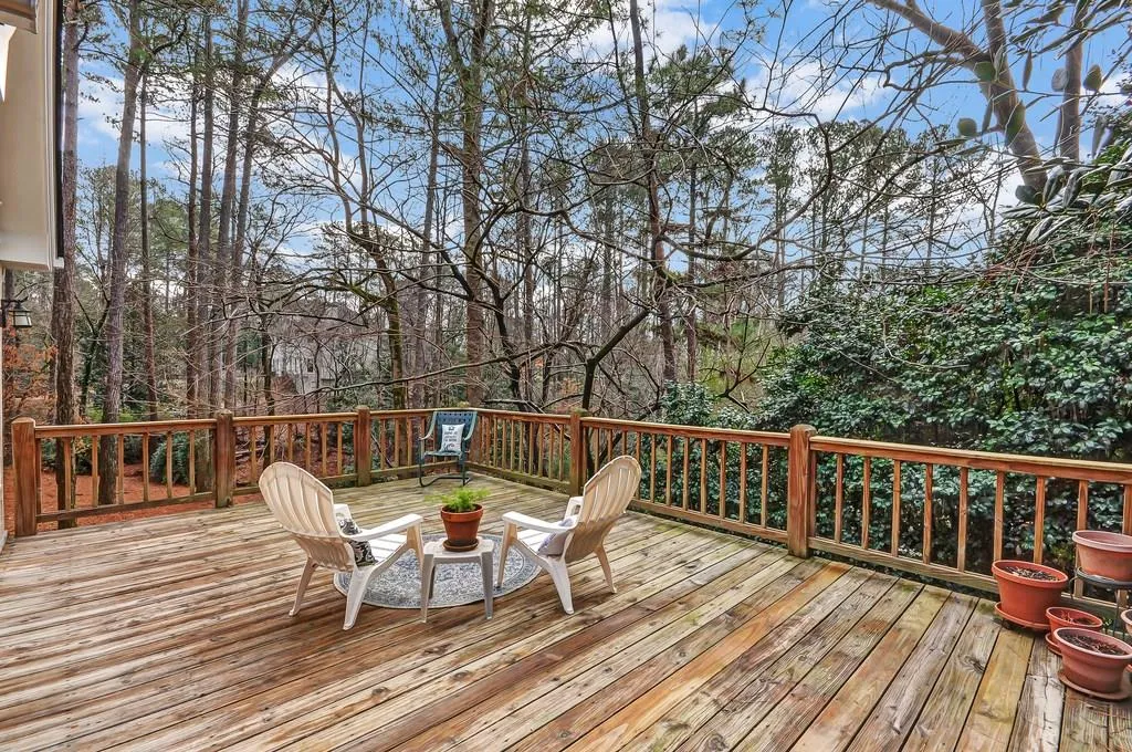 2685 Spalding Drive, Sandy Springs, Georgia 30350, 5 Bedrooms Bedrooms, ,5 BathroomsBathrooms,Residential,Sold,2685 Spalding Drive,6122937