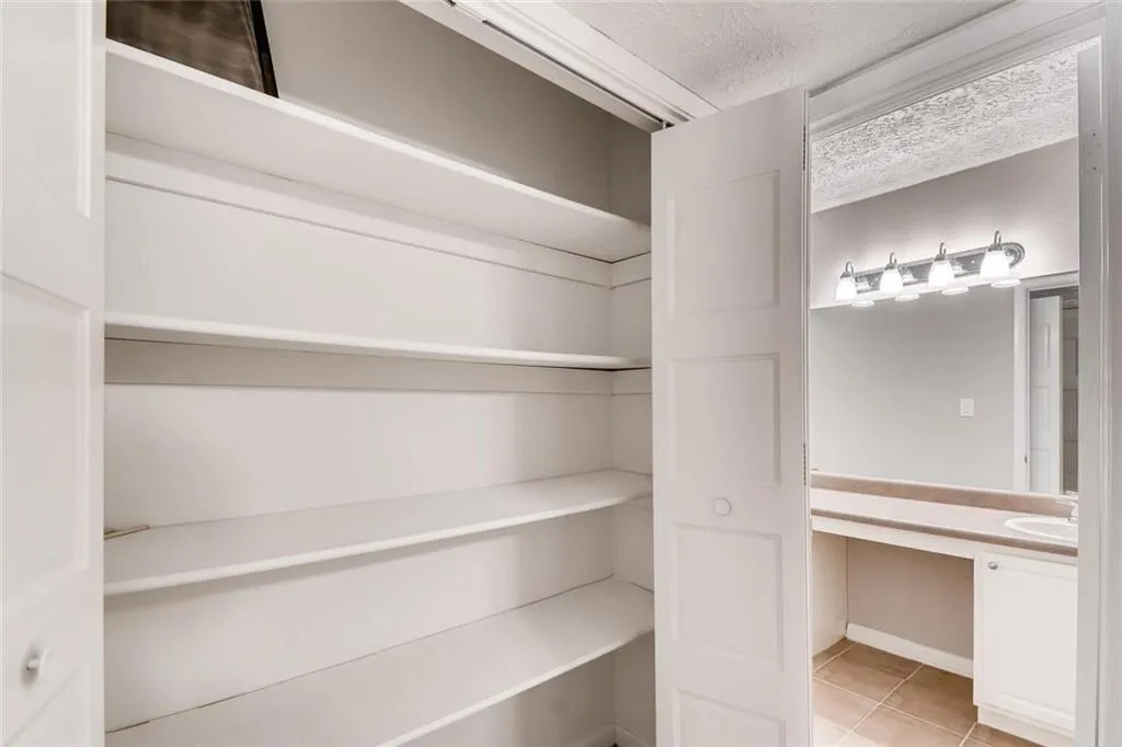 5149 Roswell Road Unit 7, Sandy Springs, Georgia 30342, 2 Bedrooms Bedrooms, ,1 BathroomBathrooms,Residential,Sold,5149 Roswell Road Unit 7,6126506