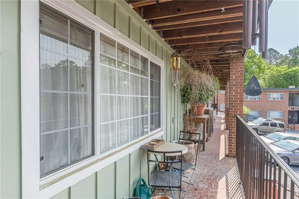 1705 Monroe Drive Ne Unit D05, Atlanta, Georgia 30324, 2 Bedrooms Bedrooms, ,1 BathroomBathrooms,Residential,For Sale,1705 Monroe Drive Ne Unit D05,7592114