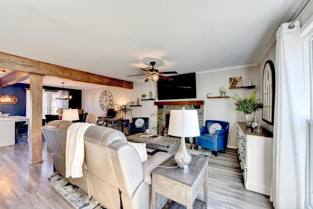 8933 Carroll Manor Drive, Sandy Springs, Georgia 30350, 2 Bedrooms Bedrooms, ,2 BathroomsBathrooms,Residential,Sold,8933 Carroll Manor Drive,7371294