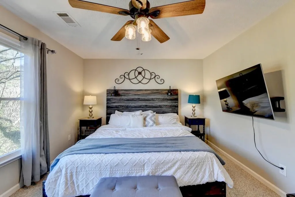 8933 Carroll Manor Drive, Sandy Springs, Georgia 30350, 2 Bedrooms Bedrooms, ,2 BathroomsBathrooms,Residential,Sold,8933 Carroll Manor Drive,7371294