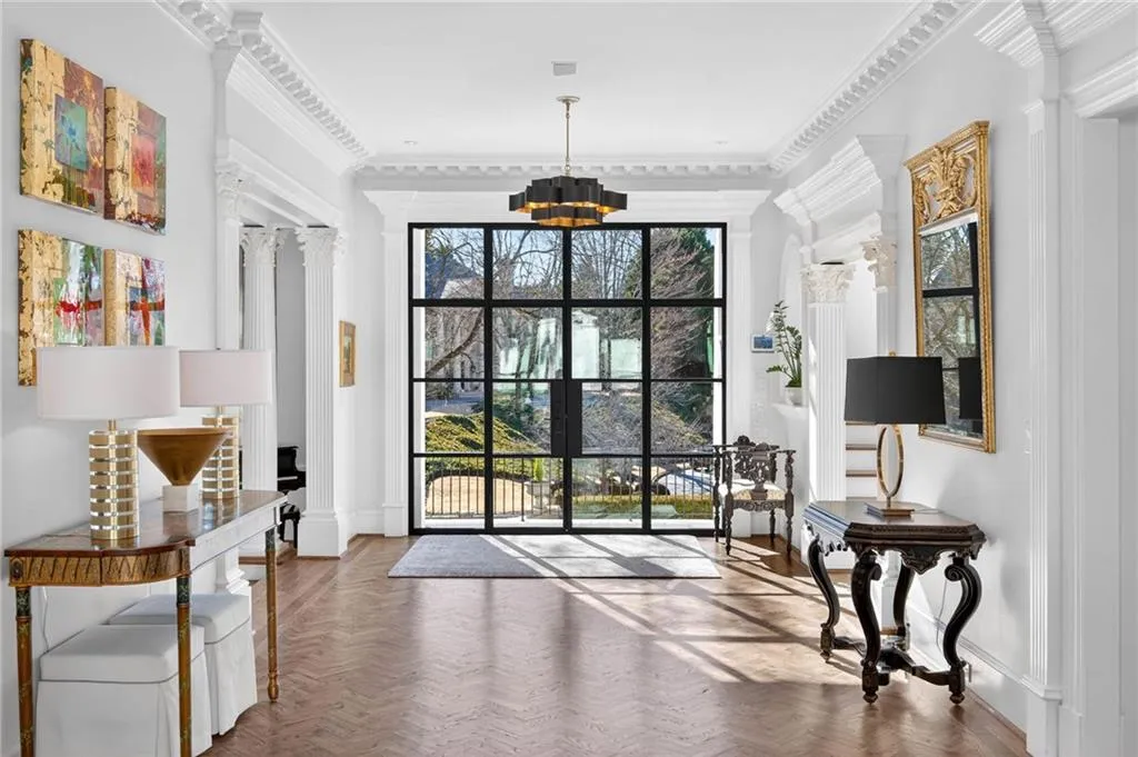 3595 Tuxedo Court Nw, Atlanta, Georgia 30305, 5 Bedrooms Bedrooms, 0 ,6 BathroomsBathrooms,Residential,Sold,3595 Tuxedo Court Nw,7710137