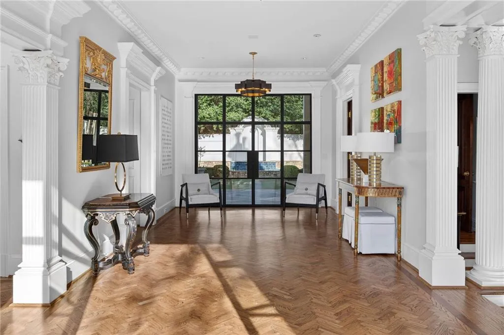 3595 Tuxedo Court Nw, Atlanta, Georgia 30305, 5 Bedrooms Bedrooms, 0 ,6 BathroomsBathrooms,Residential,Sold,3595 Tuxedo Court Nw,7710137