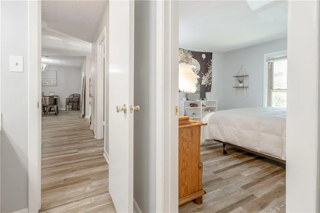 8740 Roswell Road Unit 6c, Atlanta, Georgia 30350, 2 Bedrooms Bedrooms, ,2 BathroomsBathrooms,Residential,Sold,8740 Roswell Road Unit 6c,7414255