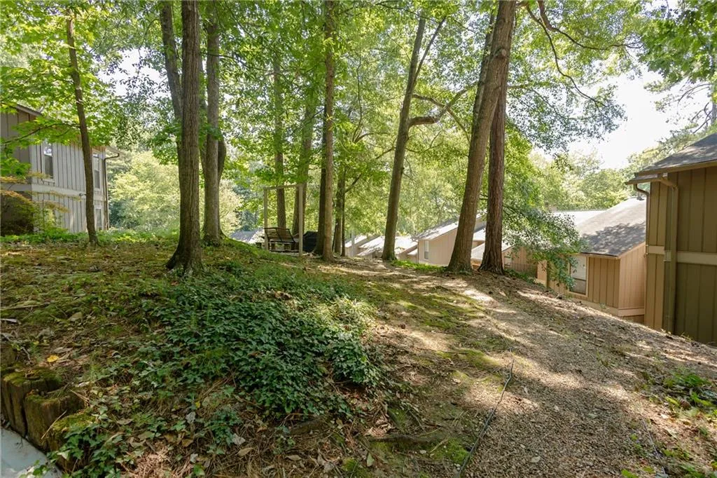 8740 Roswell Road Unit 6c, Atlanta, Georgia 30350, 2 Bedrooms Bedrooms, ,2 BathroomsBathrooms,Residential,Sold,8740 Roswell Road Unit 6c,7414255