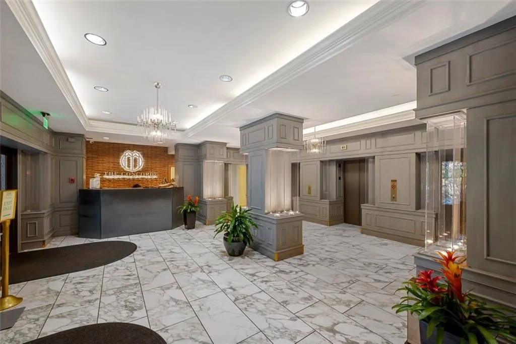 2870 Pharr Court South Nw Unit 2505, Atlanta, Georgia 30305, 2 Bedrooms Bedrooms, ,2 BathroomsBathrooms,Residential,For Sale,2870 Pharr Court South Nw Unit 2505,7648636