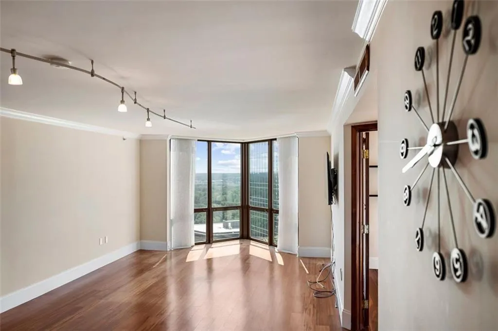 2870 Pharr Court South Nw Unit 2505, Atlanta, Georgia 30305, 2 Bedrooms Bedrooms, ,2 BathroomsBathrooms,Residential,For Sale,2870 Pharr Court South Nw Unit 2505,7648636