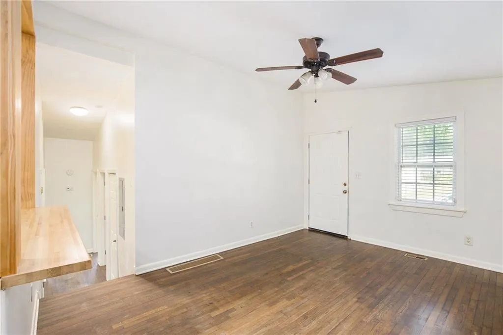 1636 Mary George Avenue Nw, Atlanta, Georgia 30318, 3 Bedrooms Bedrooms, ,1 BathroomBathrooms,Residential,Sold,1636 Mary George Avenue Nw,7591851