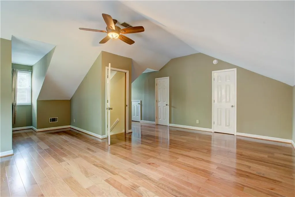 355 Towergate Place, Sandy Springs, Georgia 30350, 3 Bedrooms Bedrooms, ,3 BathroomsBathrooms,Residential,Sold,355 Towergate Place,6915290