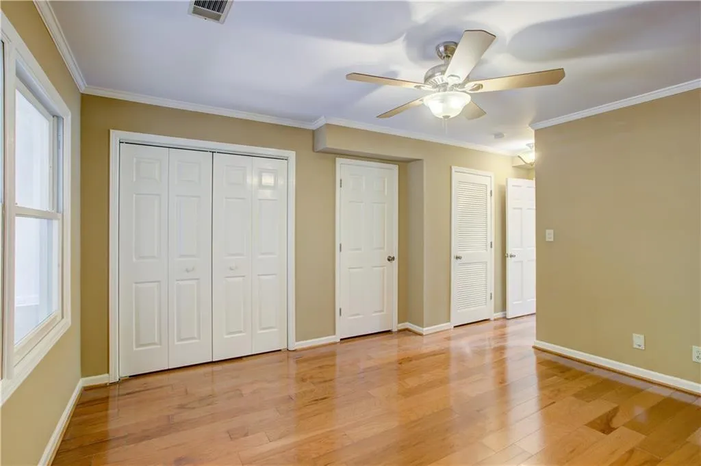355 Towergate Place, Sandy Springs, Georgia 30350, 3 Bedrooms Bedrooms, ,3 BathroomsBathrooms,Residential,Sold,355 Towergate Place,6915290