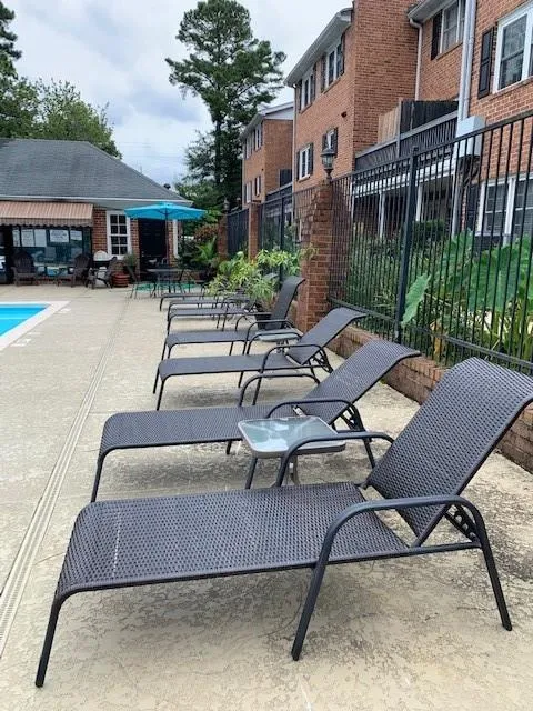 6520 Roswell Road Unit 15, Sandy Springs, Georgia 30328, 3 Bedrooms Bedrooms, ,2 BathroomsBathrooms,Residential,Sold,6520 Roswell Road Unit 15,6945402