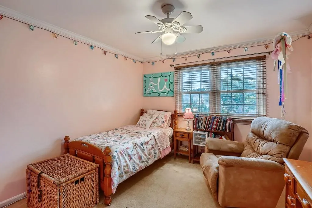 6520 Roswell Road Unit 15, Sandy Springs, Georgia 30328, 3 Bedrooms Bedrooms, ,2 BathroomsBathrooms,Residential,Sold,6520 Roswell Road Unit 15,6945402