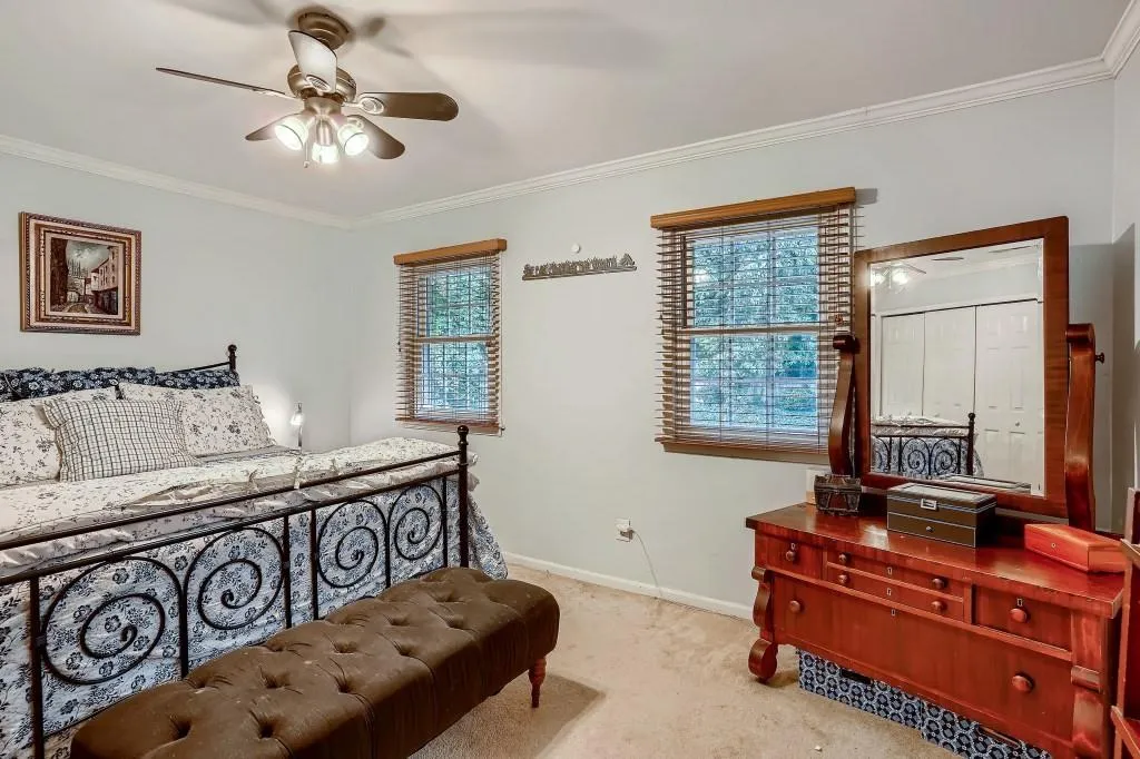 6520 Roswell Road Unit 15, Sandy Springs, Georgia 30328, 3 Bedrooms Bedrooms, ,2 BathroomsBathrooms,Residential,Sold,6520 Roswell Road Unit 15,6945402