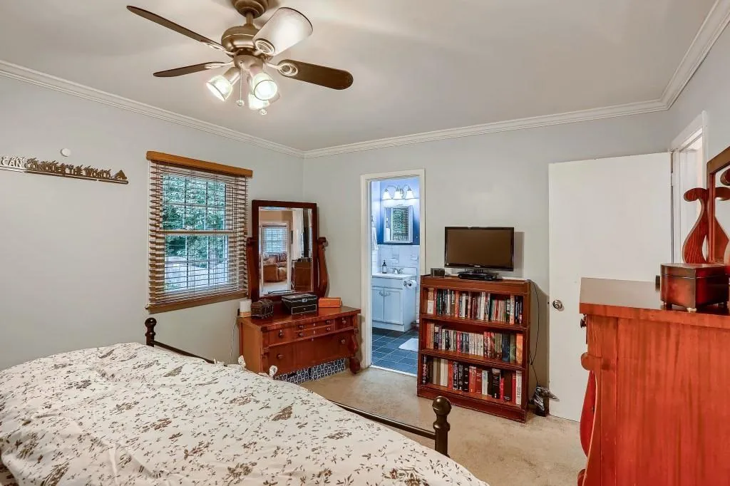 6520 Roswell Road Unit 15, Sandy Springs, Georgia 30328, 3 Bedrooms Bedrooms, ,2 BathroomsBathrooms,Residential,Sold,6520 Roswell Road Unit 15,6945402