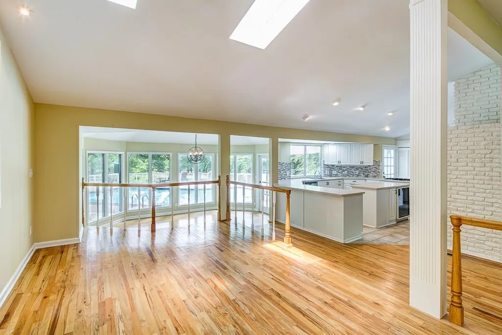 9673 Roberts Drive, Sandy Springs, Georgia 30350, 4 Bedrooms Bedrooms, ,3 BathroomsBathrooms,Residential,Sold,9673 Roberts Drive,5694472