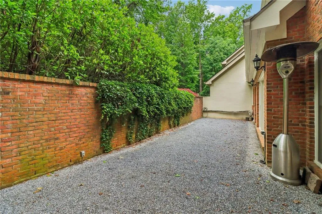 Note how the brick wall prevents anyone from seeing into the main level living areas. No curtains needed!