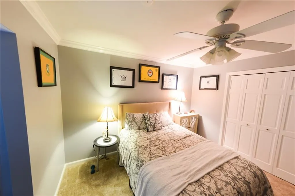 18 Willow Glen Ne Unit 18, Atlanta, Georgia 30342, 4 Bedrooms Bedrooms, ,3 BathroomsBathrooms,Residential,Sold,18 Willow Glen Ne Unit 18,6847969