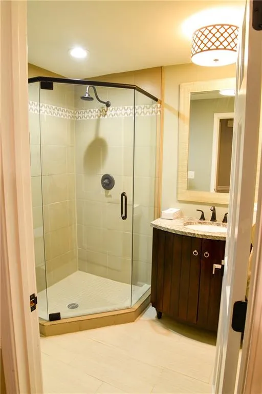 18 Willow Glen Ne Unit 18, Atlanta, Georgia 30342, 4 Bedrooms Bedrooms, ,3 BathroomsBathrooms,Residential,Sold,18 Willow Glen Ne Unit 18,6847969
