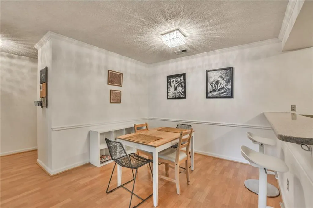 310 Barrington Hills Drive Unit 310, Sandy Springs, Georgia 30350, 2 Bedrooms Bedrooms, ,2 BathroomsBathrooms,Residential,Sold,310 Barrington Hills Drive Unit 310,6559006