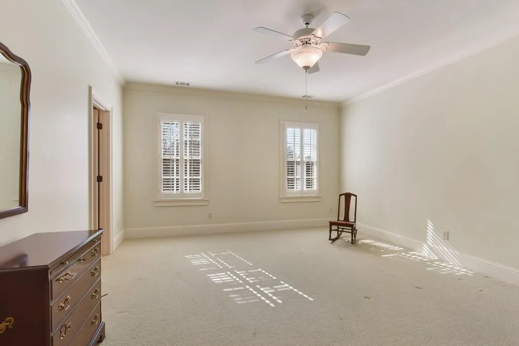 6045 Heards Drive, Sandy Springs, Georgia 30328, 5 Bedrooms Bedrooms, ,4 BathroomsBathrooms,Residential,Sold,6045 Heards Drive,5972699