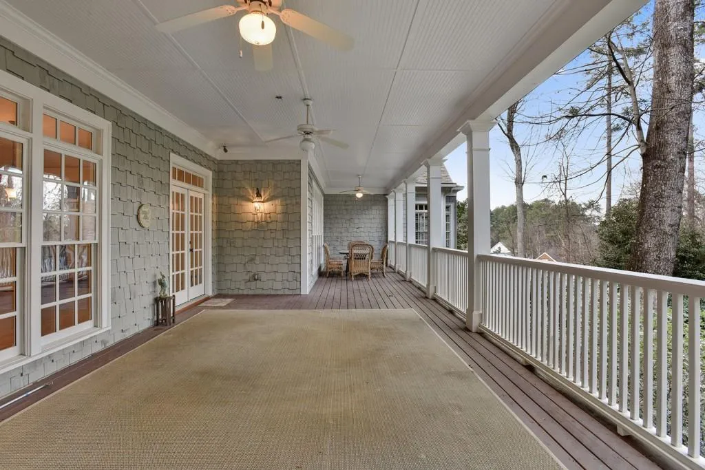 6045 Heards Drive, Sandy Springs, Georgia 30328, 5 Bedrooms Bedrooms, ,4 BathroomsBathrooms,Residential,Sold,6045 Heards Drive,5972699