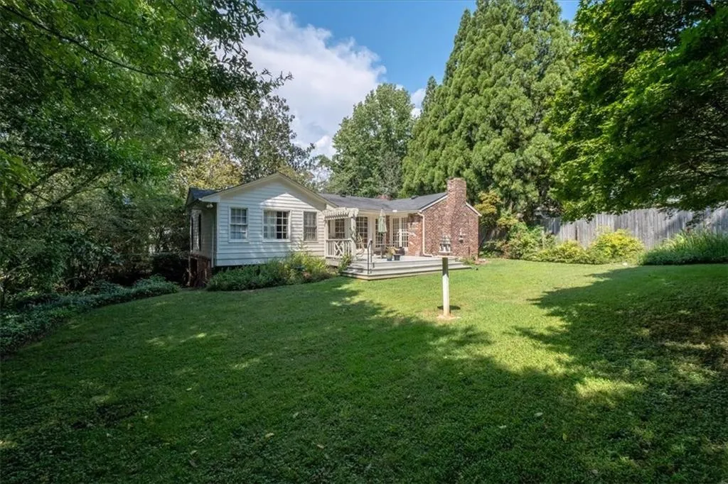 15 Mount Paran Road Ne, Sandy Springs, Georgia 30342, 2 Bedrooms Bedrooms, ,2 BathroomsBathrooms,Land,For Sale,15 Mount Paran Road Ne,7648417