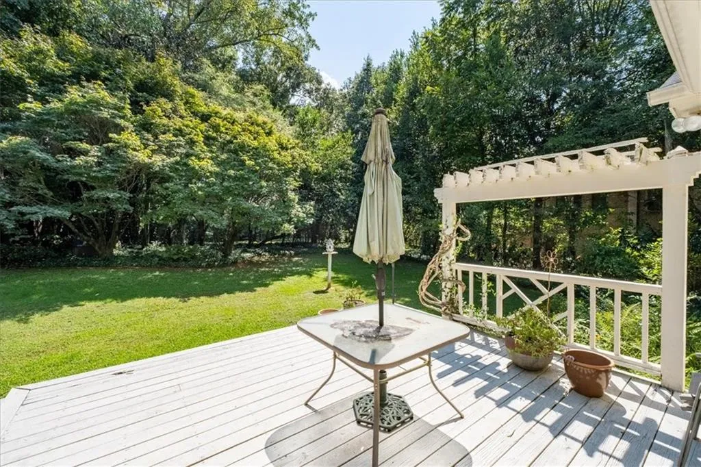 15 Mount Paran Road Ne, Sandy Springs, Georgia 30342, 2 Bedrooms Bedrooms, ,2 BathroomsBathrooms,Land,For Sale,15 Mount Paran Road Ne,7648417