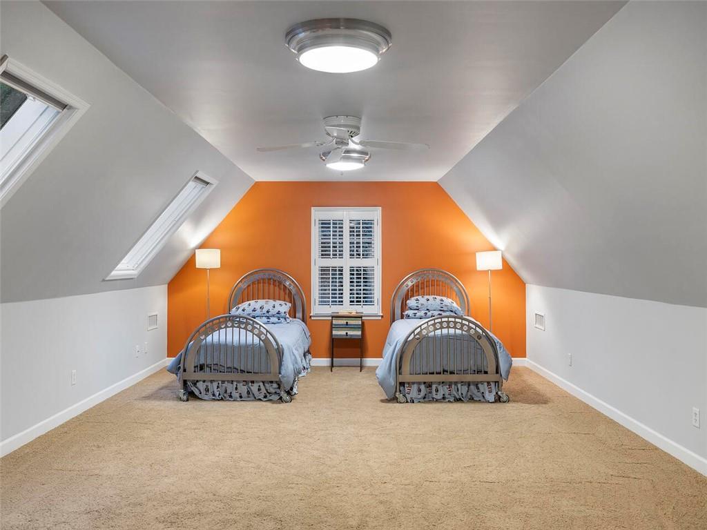 765 River Gate Drive, Sandy Springs, Georgia 30350, 5 Bedrooms Bedrooms, ,4 BathroomsBathrooms,Residential,Sold,765 River Gate Drive,7287495