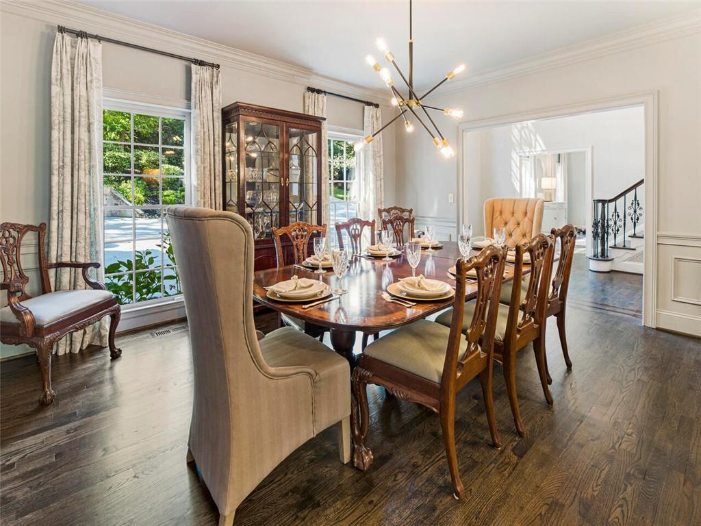 765 River Gate Drive, Sandy Springs, Georgia 30350, 5 Bedrooms Bedrooms, ,4 BathroomsBathrooms,Residential,Sold,765 River Gate Drive,7287495