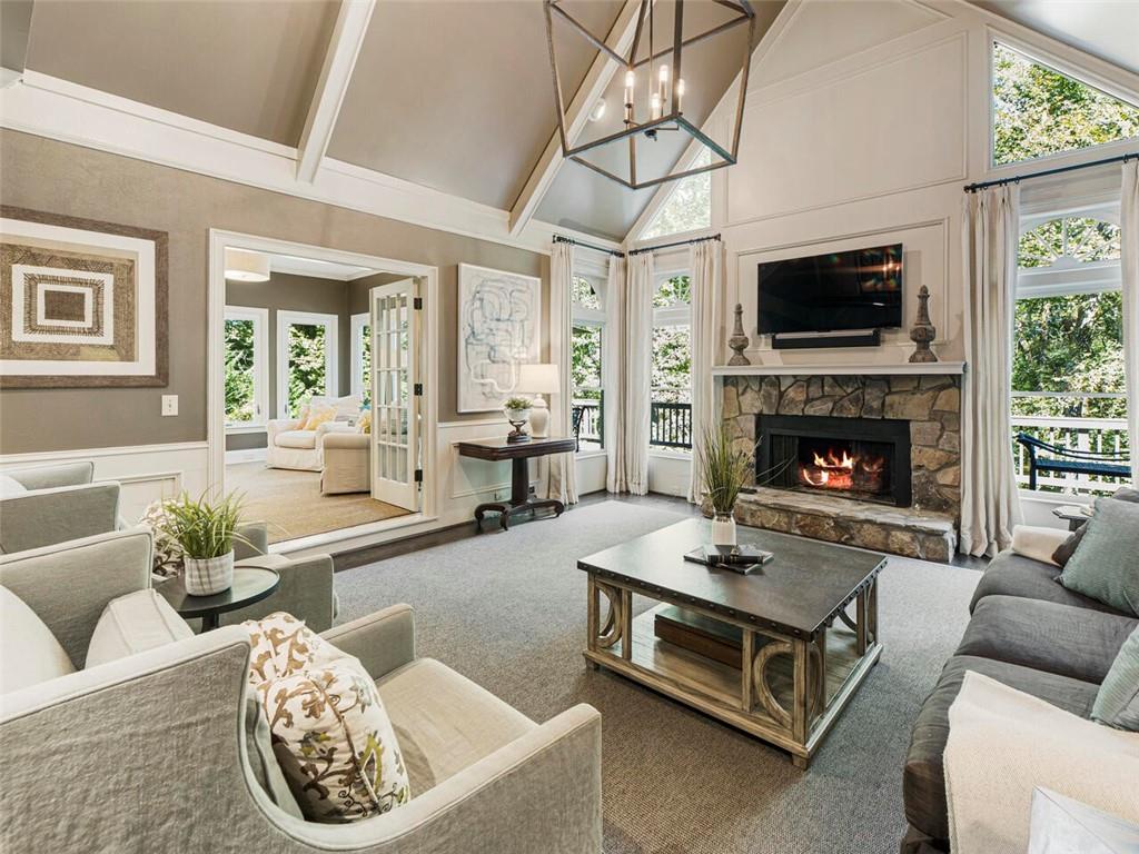 765 River Gate Drive, Sandy Springs, Georgia 30350, 5 Bedrooms Bedrooms, ,4 BathroomsBathrooms,Residential,Sold,765 River Gate Drive,7287495