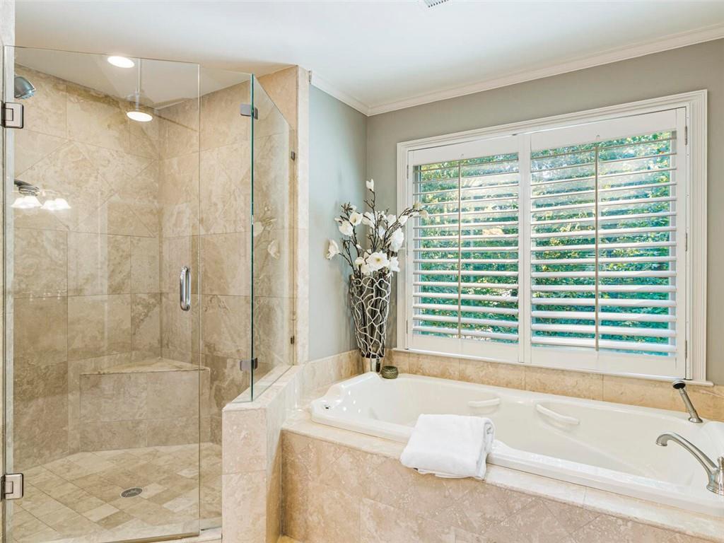 765 River Gate Drive, Sandy Springs, Georgia 30350, 5 Bedrooms Bedrooms, ,4 BathroomsBathrooms,Residential,Sold,765 River Gate Drive,7287495