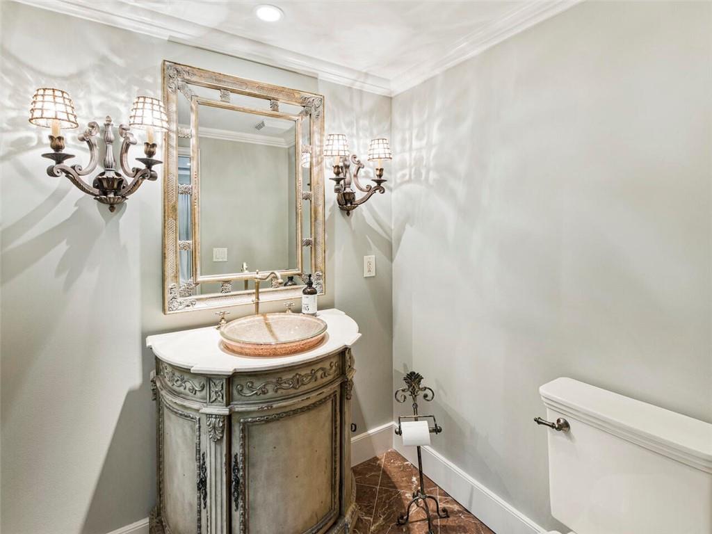 765 River Gate Drive, Sandy Springs, Georgia 30350, 5 Bedrooms Bedrooms, ,4 BathroomsBathrooms,Residential,Sold,765 River Gate Drive,7287495