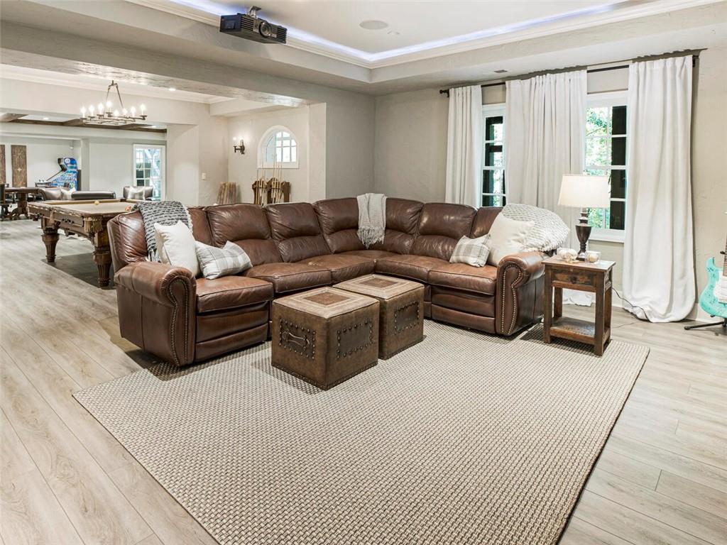 765 River Gate Drive, Sandy Springs, Georgia 30350, 5 Bedrooms Bedrooms, ,4 BathroomsBathrooms,Residential,Sold,765 River Gate Drive,7287495