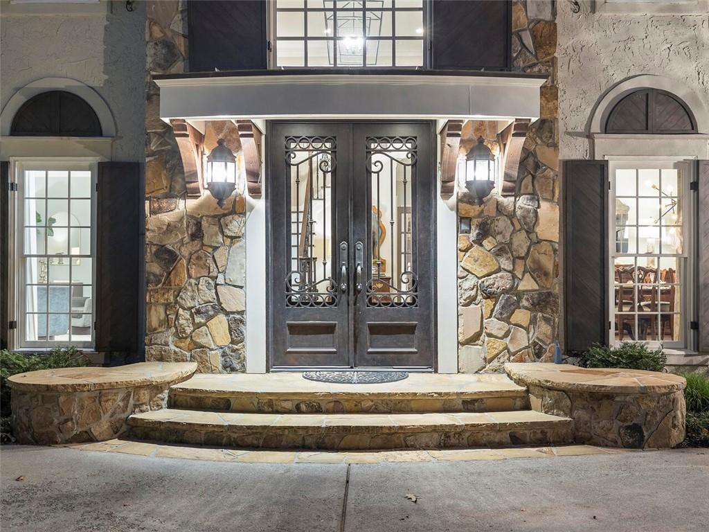 765 River Gate Drive, Sandy Springs, Georgia 30350, 5 Bedrooms Bedrooms, ,4 BathroomsBathrooms,Residential,Sold,765 River Gate Drive,7287495