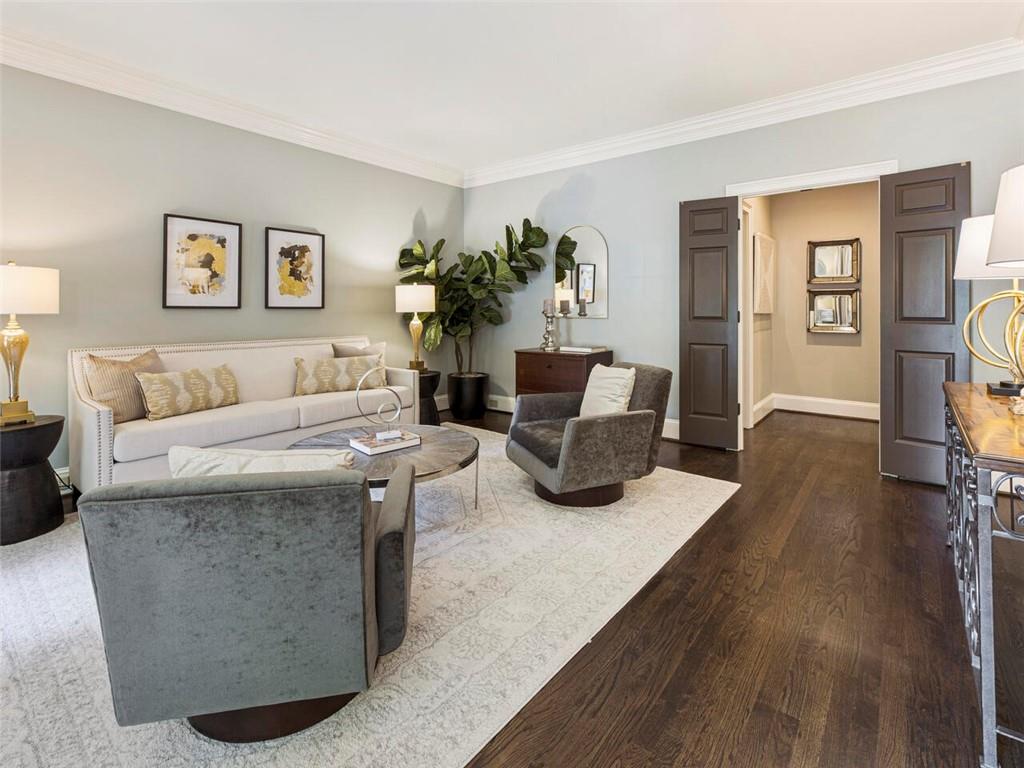 765 River Gate Drive, Sandy Springs, Georgia 30350, 5 Bedrooms Bedrooms, ,4 BathroomsBathrooms,Residential,Sold,765 River Gate Drive,7287495